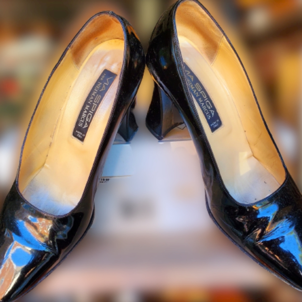 Via Spiga Black Patent Leather Heels